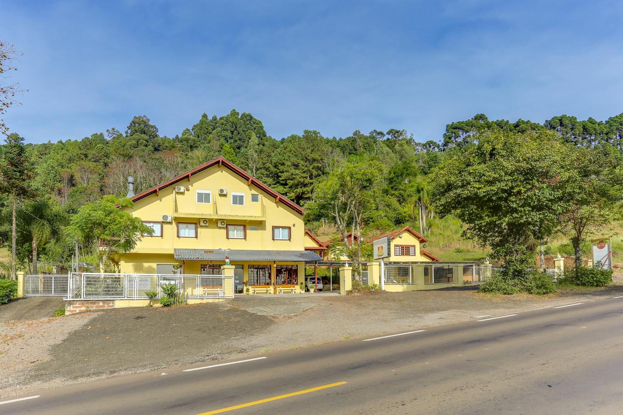Pousada Tio Mica - Quitinetes Nova Petropolis Exterior photo